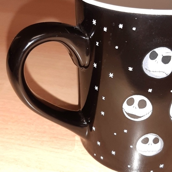 The Nightmare Before Christmas Black Mug NWT - Picture 6 of 7